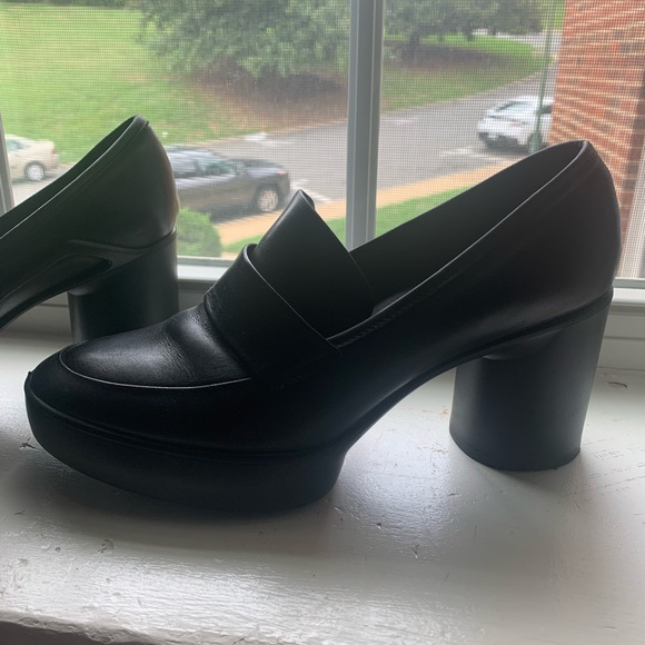 Ecco heels - Picture 3 of 5